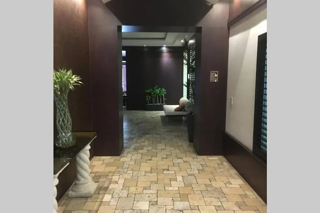 Apartment Suit Amoblada - Ritz Plaza Norte De Quito