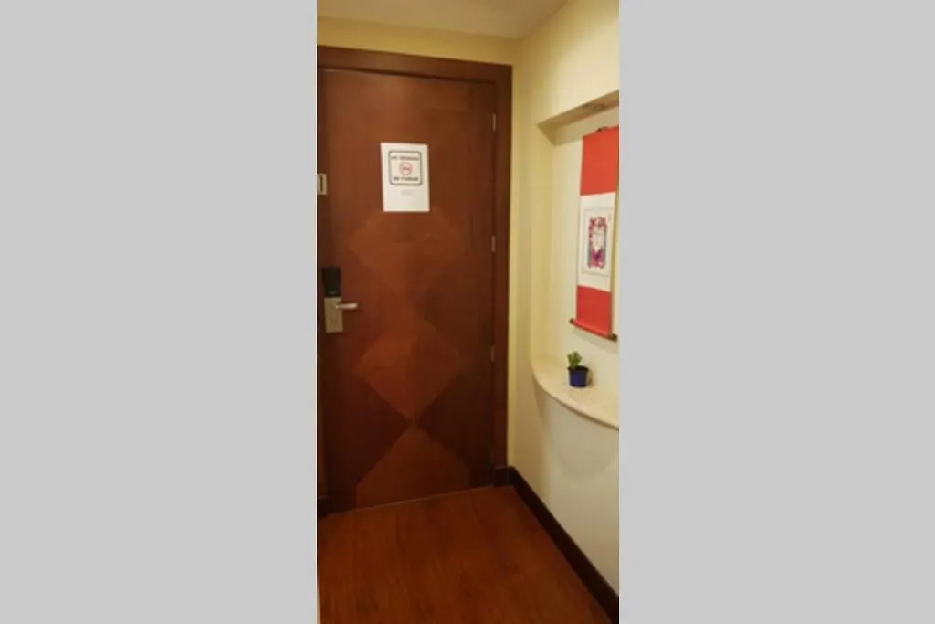 Suit Amoblada - Ritz Plaza Norte De Кито Апартаменты