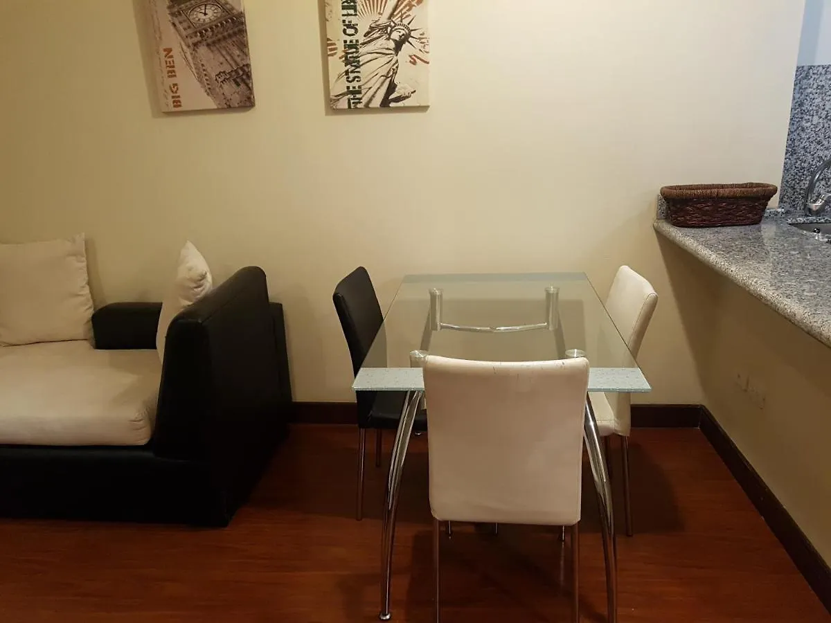 Suit Amoblada - Ritz Plaza Norte De Кито