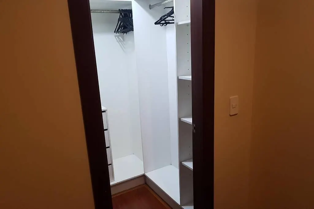 Апартаменты Suit Amoblada - Ritz Plaza Norte De Кито