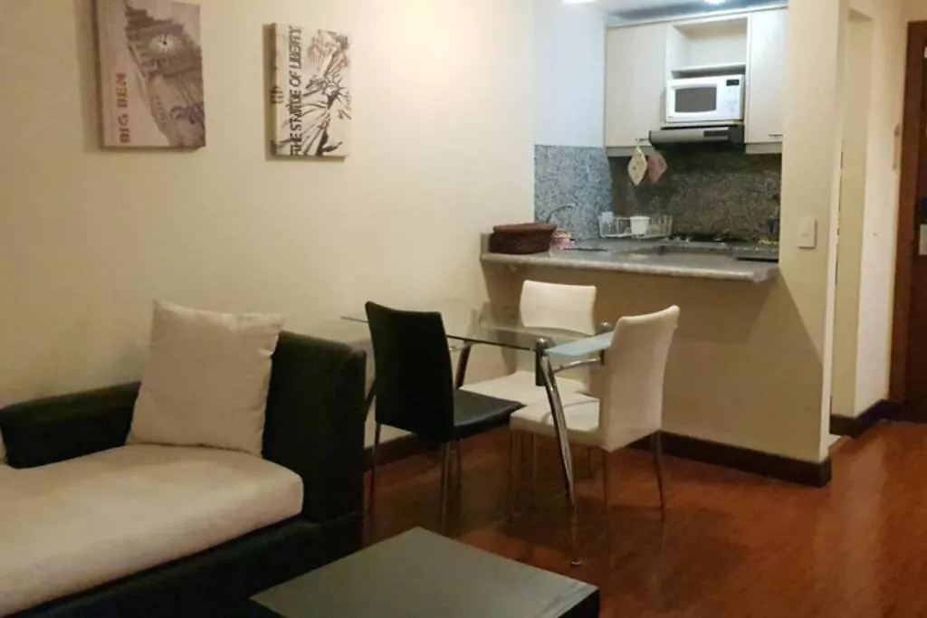 Suit Amoblada - Ritz Plaza Norte De Кито