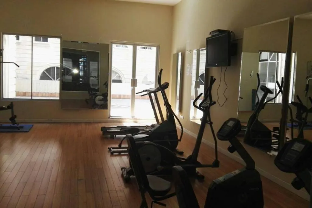 Апартаменты Suit Amoblada - Ritz Plaza Norte De Кито Эквадор
